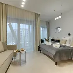 Hotel apartamentowy Granaria Premium River View By Downtown 4*