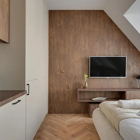 Granaria Premium River View By Downtown Appartement