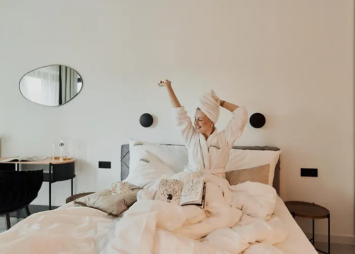 아파트호텔 Granaria Premium River View By Downtown 4*